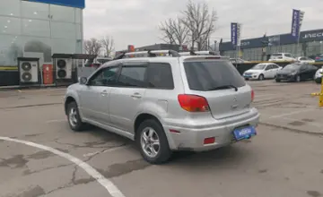 Mitsubishi Outlander 2003 года за 3 500 000 тг. в Алматы фото 4
