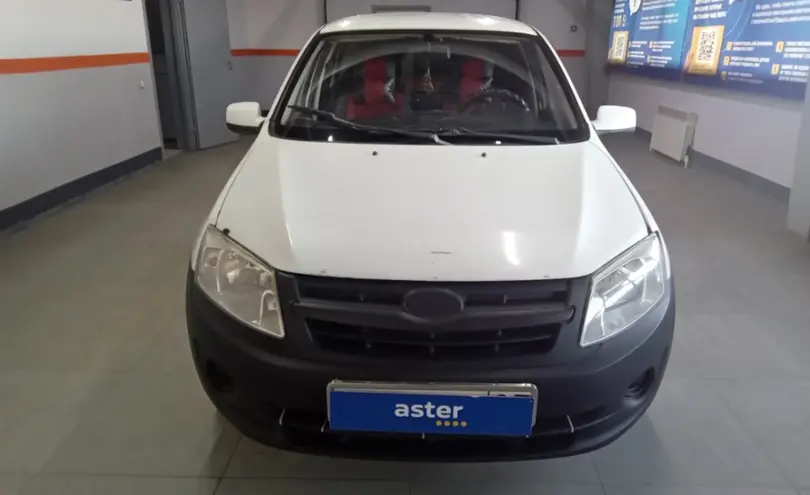 LADA (ВАЗ) Granta 2012 года за 1 800 000 тг. в Уральск фото 2
