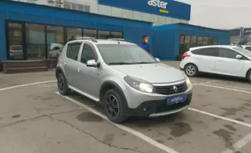 Renault Sandero 2014 года за 3 500 000 тг. в Алматы фото 2