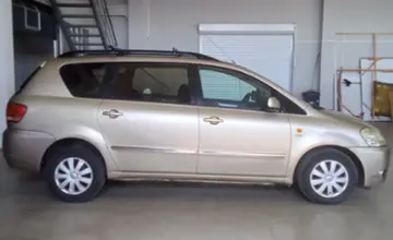 Toyota Avensis Verso 2003 года за 3 500 000 тг. в Петропавловск фото 4