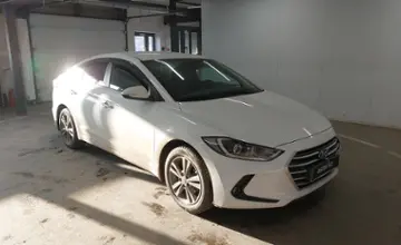 Hyundai Elantra 2018 года за 7 500 000 тг. в Астана фото 2