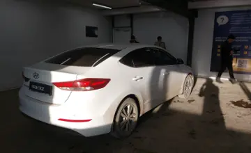 Hyundai Elantra 2018 года за 7 500 000 тг. в Астана фото 3