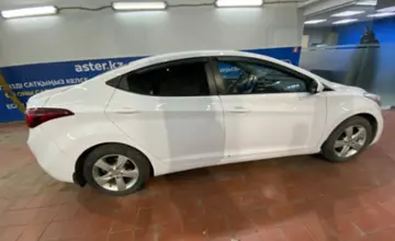 Hyundai Elantra 2013 года за 5 500 000 тг. в Астана фото 4