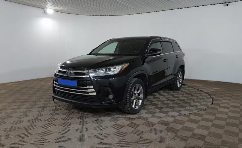 Toyota Highlander 2018 года за 15 680 000 тг. в Шымкент
