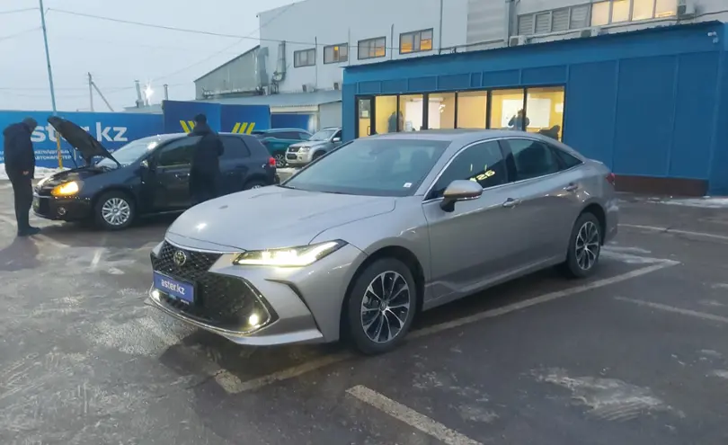 Toyota Avalon 2022 года за 13 250 000 тг. в Алматы