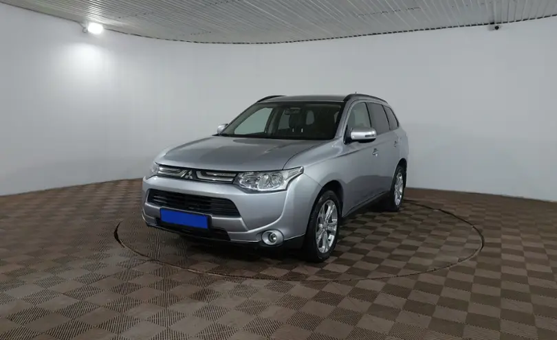 Mitsubishi Outlander 2012 года за 8 030 000 тг. в Шымкент