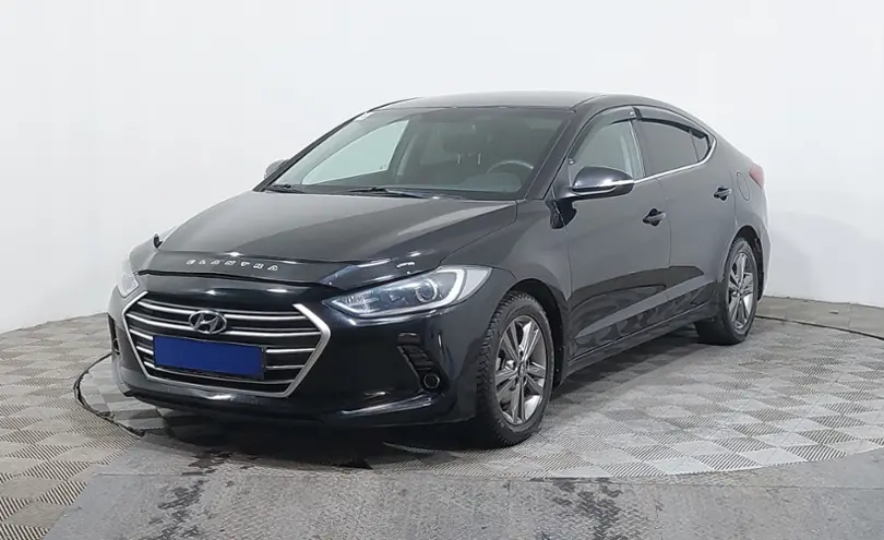 Hyundai Elantra 2018 года за 7 650 000 тг. в Астана