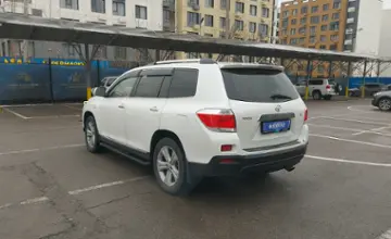 Toyota Highlander 2013 года за 17 000 000 тг. в Алматы фото 4