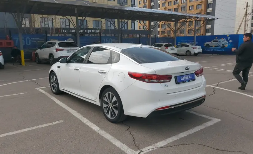 Kia K5 2019 года за 9 000 000 тг. в Алматы фото 4