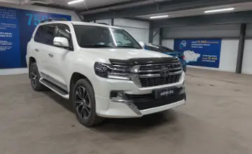Toyota Land Cruiser 2020 года за 34 500 000 тг. в Астана фото 2