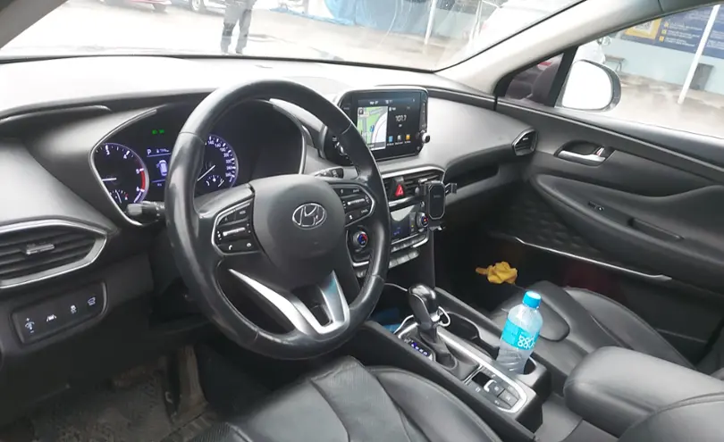 Hyundai Santa Fe 2019 года за 11 000 000 тг. в Шымкент фото 5
