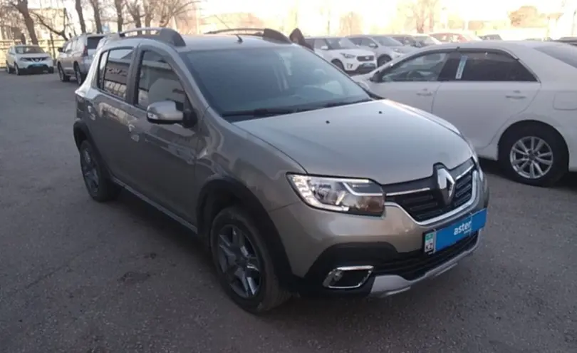 Renault Sandero 2021 года за 7 000 000 тг. в Актобе фото 3