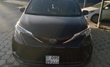 Toyota Sienna 2021 года за 25 000 000 тг. в Караганда фото 2