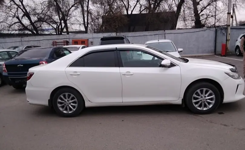 Toyota Camry 2015 года за 11 500 000 тг. в Алматы фото 4