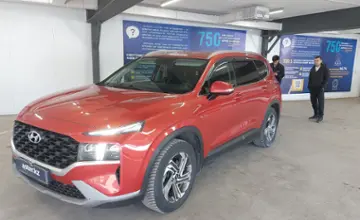 Hyundai Santa Fe 2021 года за 17 000 000 тг. в Астана фото 1