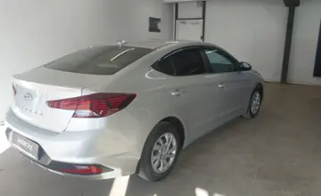 Hyundai Elantra 2019 года за 8 200 000 тг. в Астана фото 3