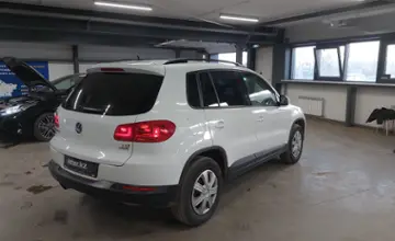 Volkswagen Tiguan 2015 года за 6 300 000 тг. в Астана фото 3