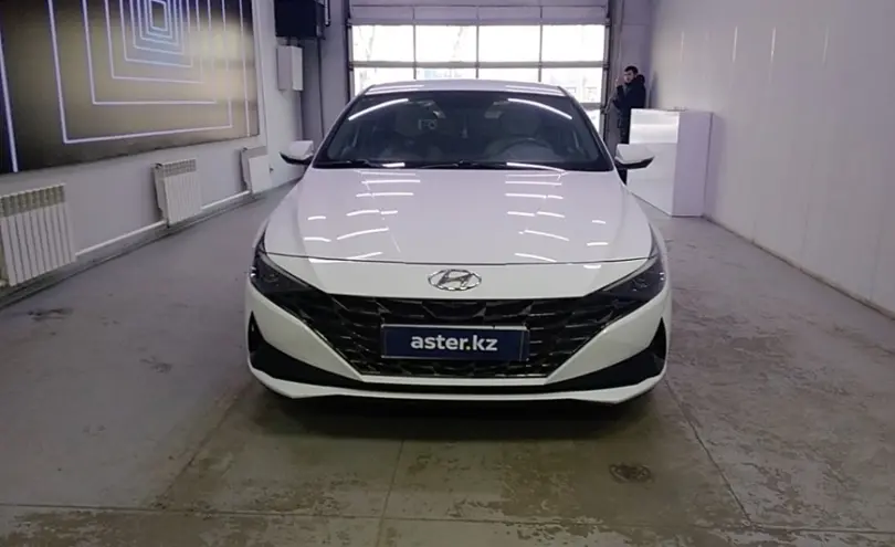 Hyundai Elantra 2021 года за 9 500 000 тг. в Павлодар фото 2