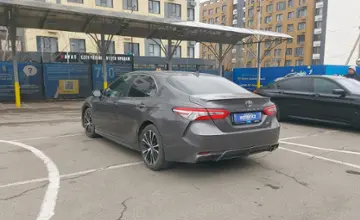 Toyota Camry 2020 года за 10 000 000 тг. в Алматы фото 4