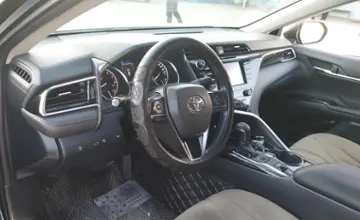 Toyota Camry 2018 года за 13 000 000 тг. в Шымкент фото 5