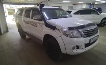 Toyota Hilux 2012 года за 10 000 000 тг. в Астана фото 3