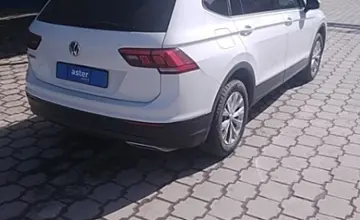 Volkswagen Tiguan 2020 года за 13 000 000 тг. в Караганда