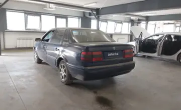 Volkswagen Passat 1996 года за 2 000 000 тг. в Астана фото 4