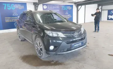Toyota RAV4 2014 года за 11 000 000 тг. в Астана фото 2
