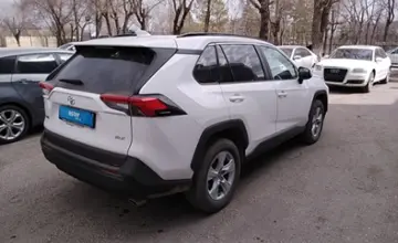 Toyota RAV4 2021 года за 19 000 000 тг. в Актобе