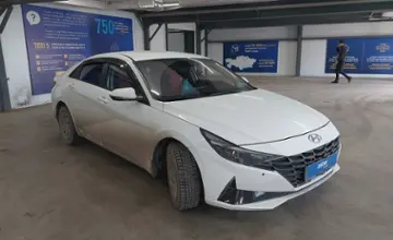 Hyundai Elantra 2022 года за 9 500 000 тг. в Астана фото 2