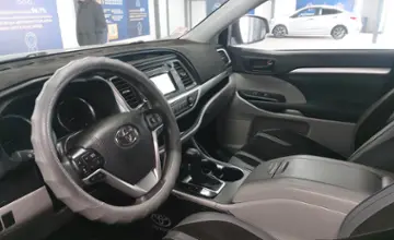 Toyota Highlander 2019 года за 19 000 000 тг. в Астана фото 5