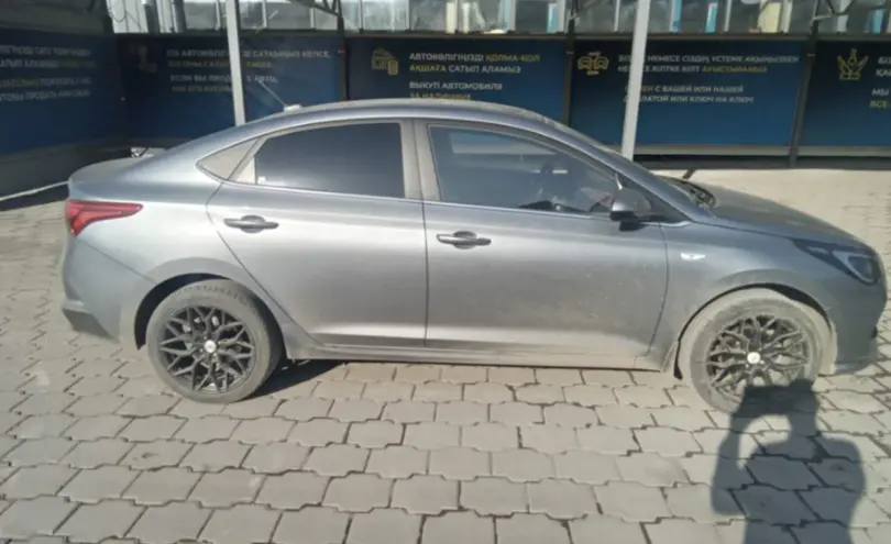 Hyundai Accent 2020 года за 8 800 000 тг. в Караганда фото 4