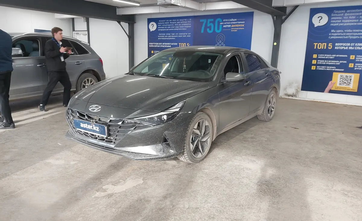Hyundai Elantra 2023 года за 11 000 000 тг. в Астана