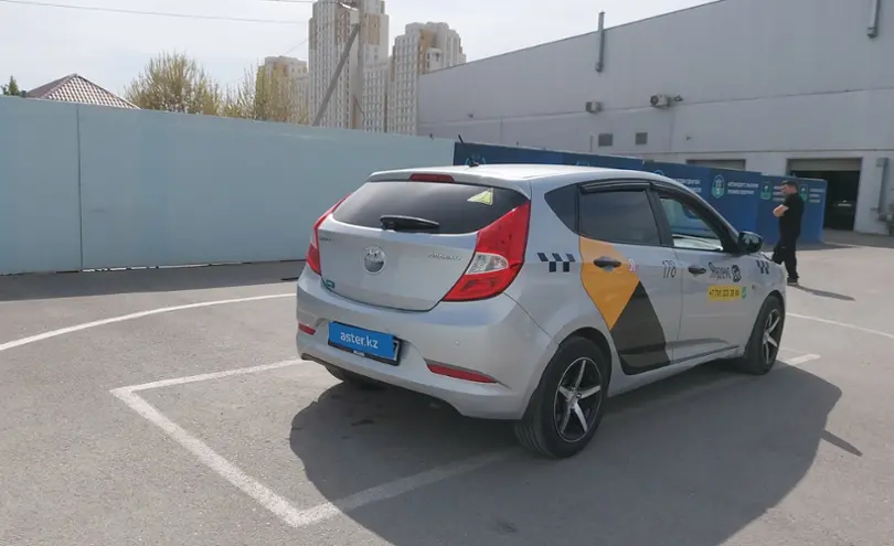 Hyundai Accent 2015 года за 4 200 000 тг. в Шымкент фото 3