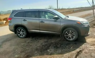 Toyota Highlander 2017 года за 18 000 000 тг. в Астана фото 3