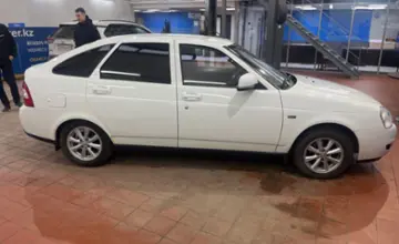LADA (ВАЗ) Priora 2014 года за 3 500 000 тг. в Астана фото 4