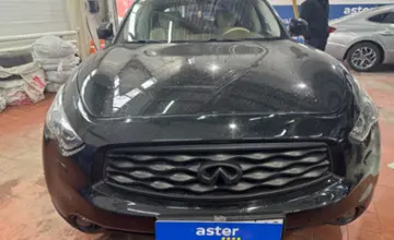 Infiniti FX 2008 года за 10 000 000 тг. в Астана фото 2
