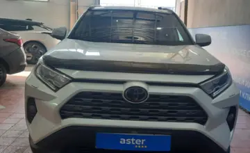 Toyota RAV4 2021 года за 17 000 000 тг. в Астана фото 2
