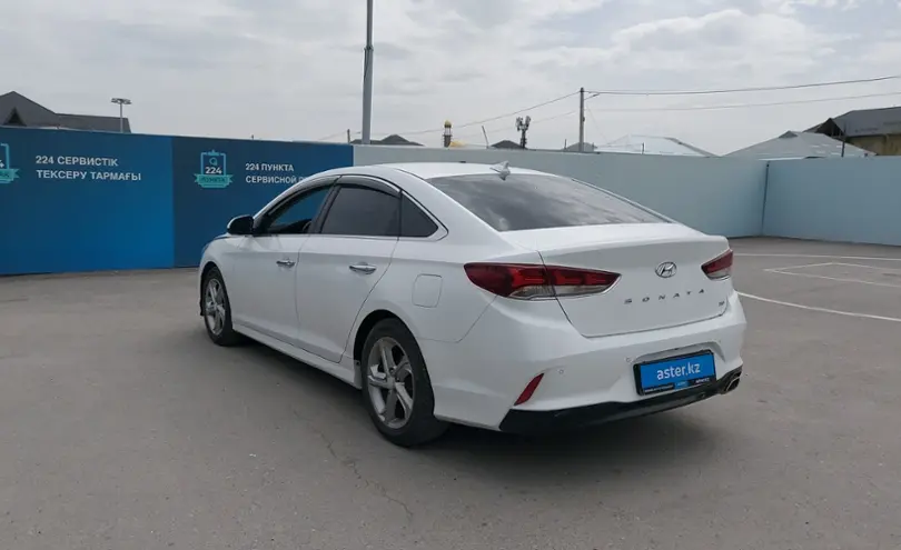 Hyundai Sonata 2019 года за 9 600 000 тг. в Шымкент фото 4