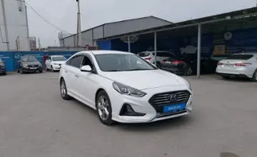 Hyundai Sonata 2019 года за 9 600 000 тг. в Шымкент фото 2
