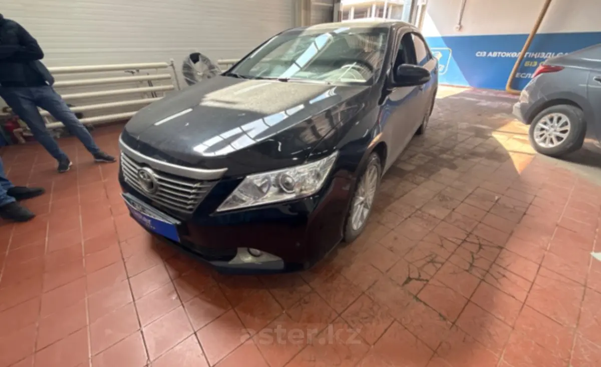 Toyota Camry 2014 года за 8 500 000 тг. в Астана