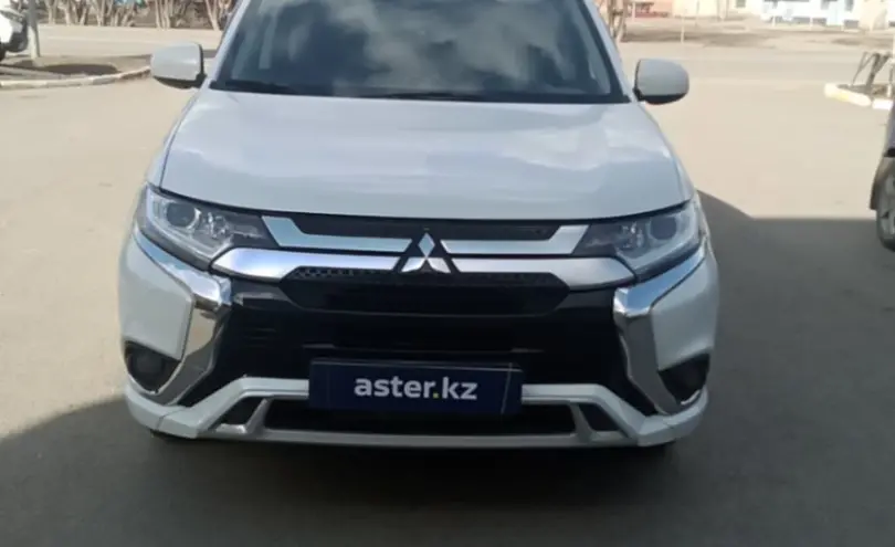 Mitsubishi Outlander 2020 года за 11 500 000 тг. в Кокшетау фото 2