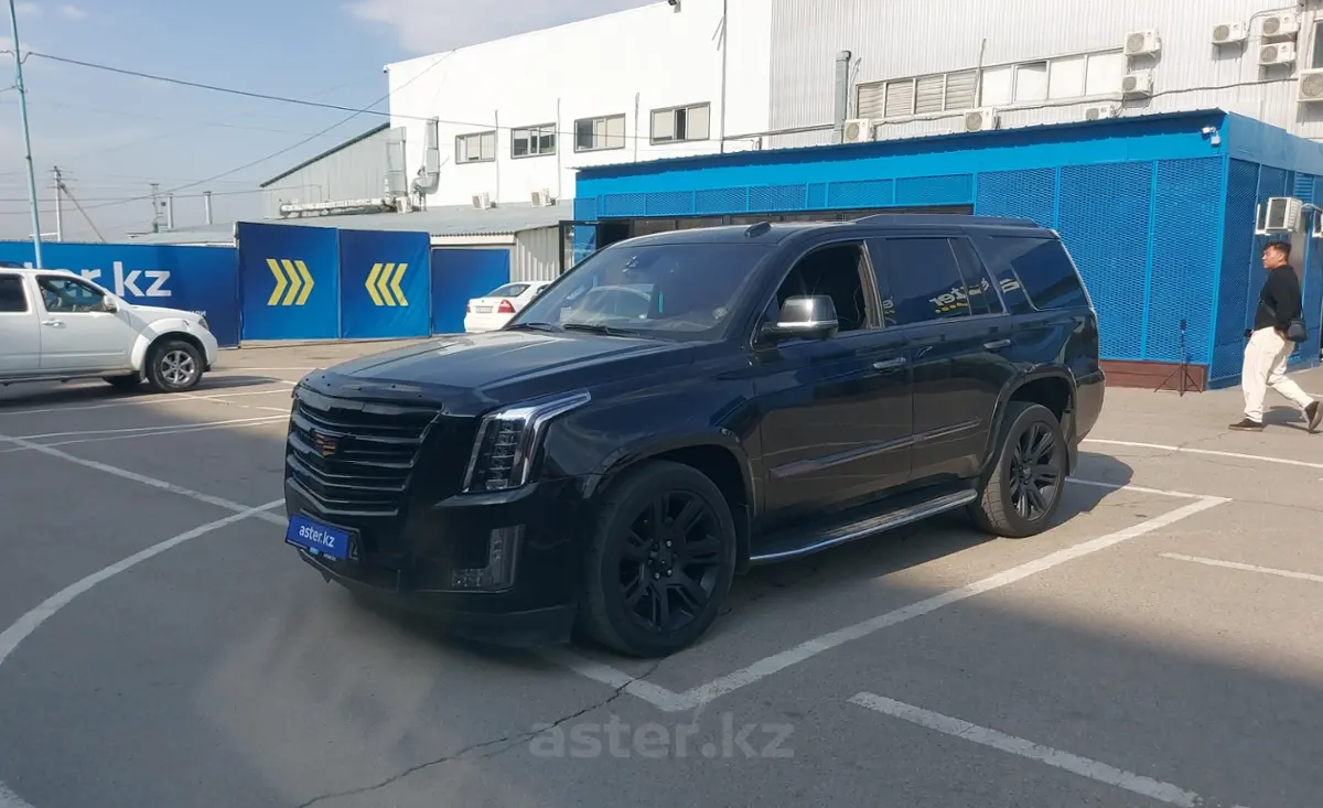 Cadillac Escalade 2016 года за 28 000 000 тг. в Алматы