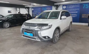 Mitsubishi Outlander 2019 года за 10 500 000 тг. в Астана фото 1