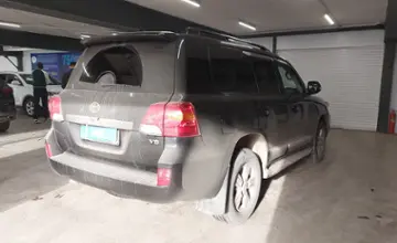Toyota Land Cruiser 2015 года за 26 500 000 тг. в Астана фото 3