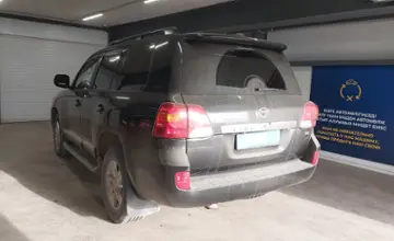 Toyota Land Cruiser 2015 года за 26 500 000 тг. в Астана фото 4