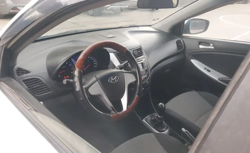 Hyundai Solaris 2012 года за 3 500 000 тг. в Алматы фото 5