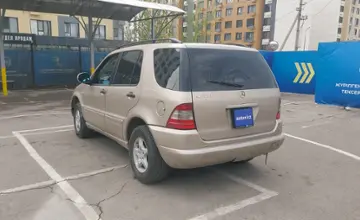 Mercedes-Benz M-Класс 2001 года за 4 400 000 тг. в Алматы фото 4