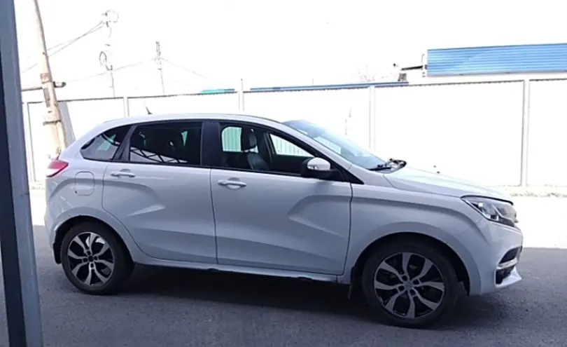 LADA (ВАЗ) XRAY 2017 года за 3 500 000 тг. в Атырау фото 4
