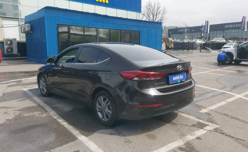 Hyundai Elantra 2018 года за 7 700 000 тг. в Алматы фото 4